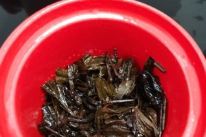 为什么要用开水泡茶？（探讨茶叶与开水的相互作用及对茶品质的影响）