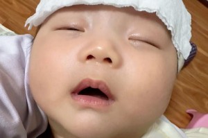 两个月宝宝预防针全攻略（宝宝健康成长的关键，不容忽视的两个月疫苗接种计划）